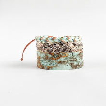 Load image into Gallery viewer, Aqua Alligator Super Chunky Fishtail Adjustable Bracelet