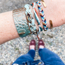 Load image into Gallery viewer, Aqua Alligator Forget Me Knot Adjustable Bracelet