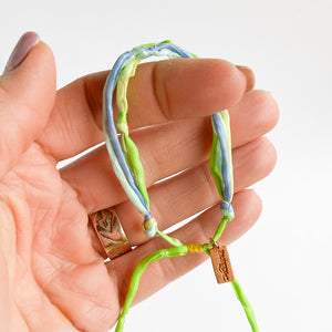 0520-15 Forget Me Knot - 4 Strand - Lime ends - One Size