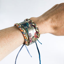 Load image into Gallery viewer, Garden Party Violet Triple Sparkle Super Chunky Adjustable Bracelet