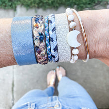 Load image into Gallery viewer, Sky Shimmer Super Chunky Fishtail Adjustable Bracelet