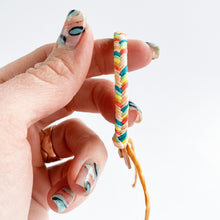 Load image into Gallery viewer, Vintage Dahlia Super Chunky Fishtail Adjustable Bracelet