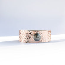Load image into Gallery viewer, Flourish Leather Rosegold Crackle Slim Cuff